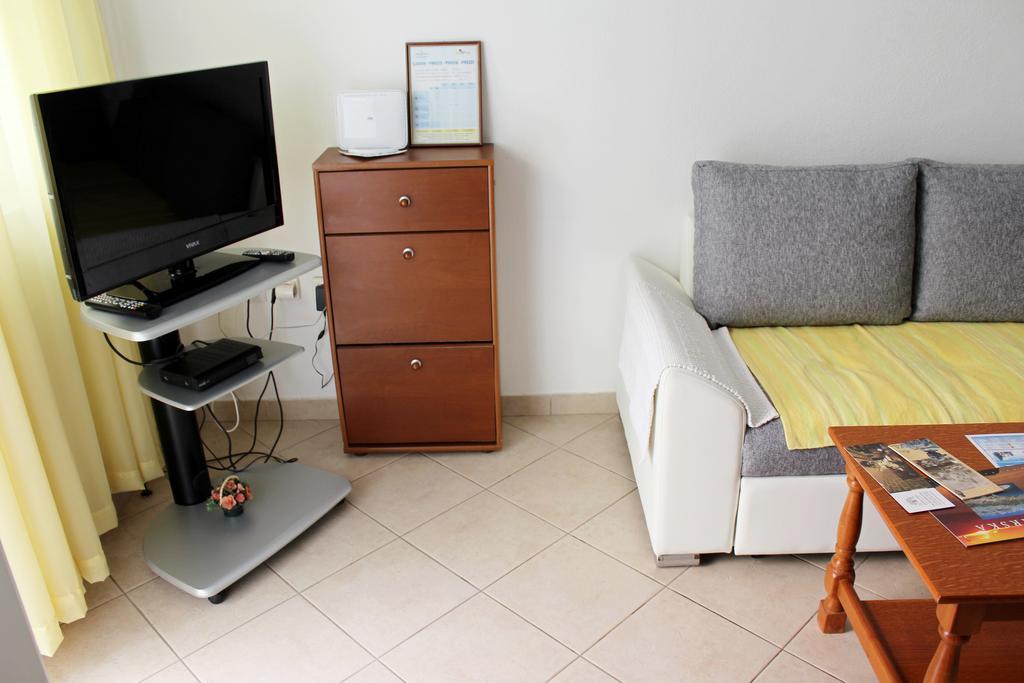Apartments Petric Makarska Exterior foto